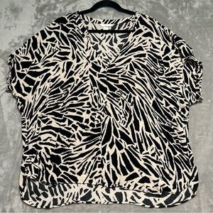 H&M Boxy Blouse Top Women’s XXL Zebra Cap Sleeve Gauze